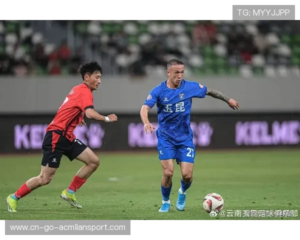 云南玉昆在角球布置上多次获得良机