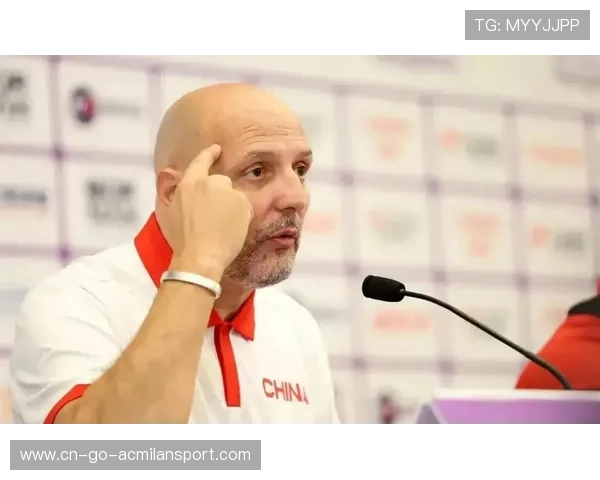 主帅公开要求管理层补强,场面罕见 主帅公开要求管理层补强,场面罕见