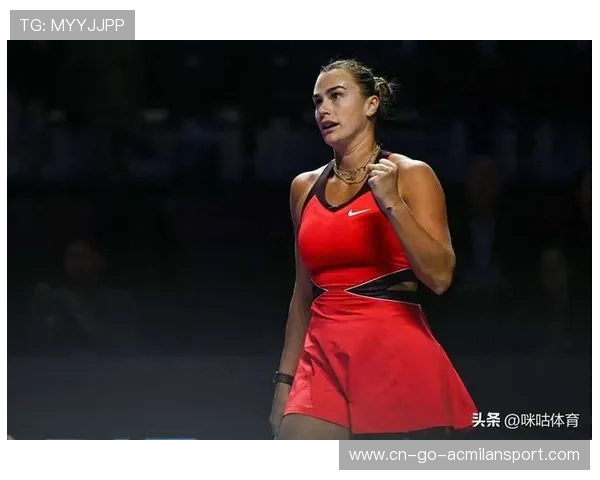 萨巴伦卡大力发球夺得关键分