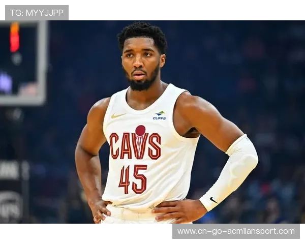 米切尔外线稳稳命中，骑士在主场找回感觉